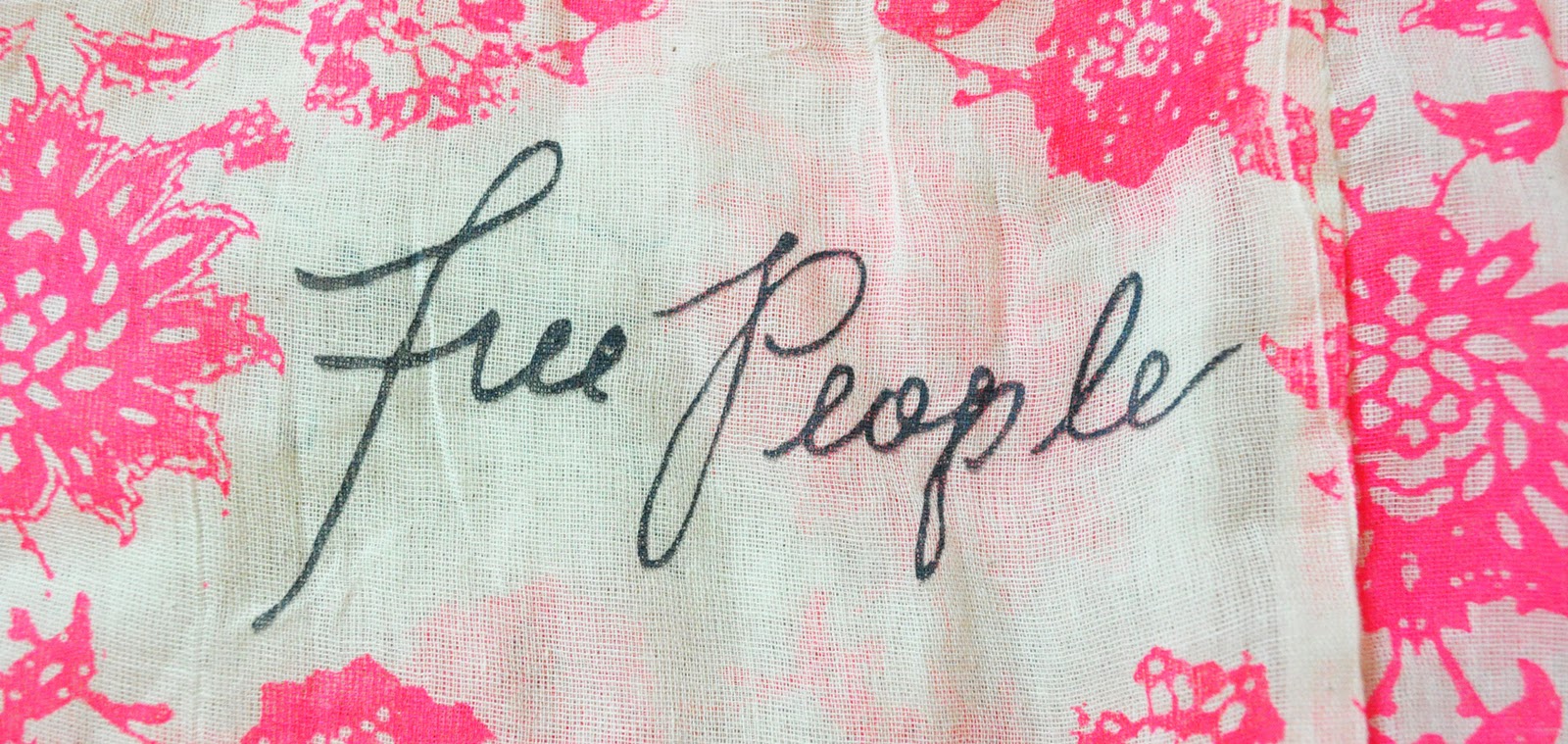 Free People's Effective Use of Social Media – Marketing on the